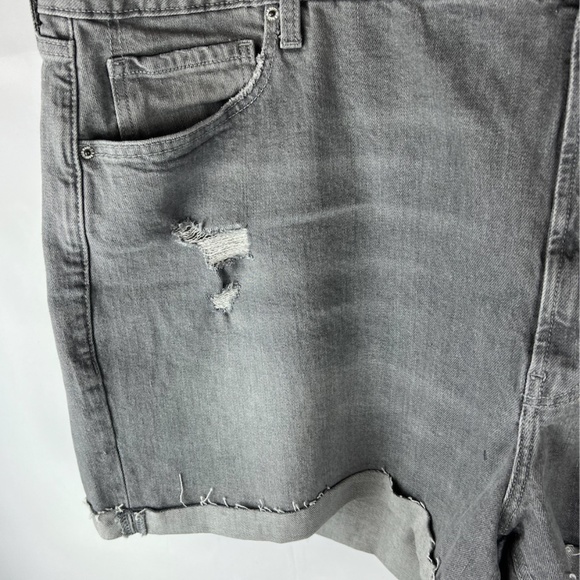 NWT: old navy High-Waisted O.G. Gray Cut-Off Jean Shorts (28) $40 - Picture 7 of 15
